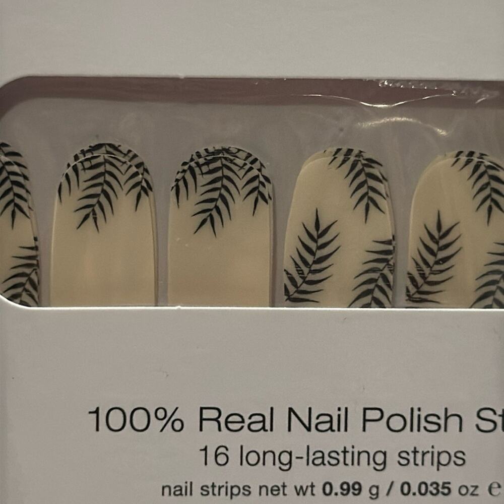 NWT Color Street "Palm Before the Storm" Black And Clear Nail Strips